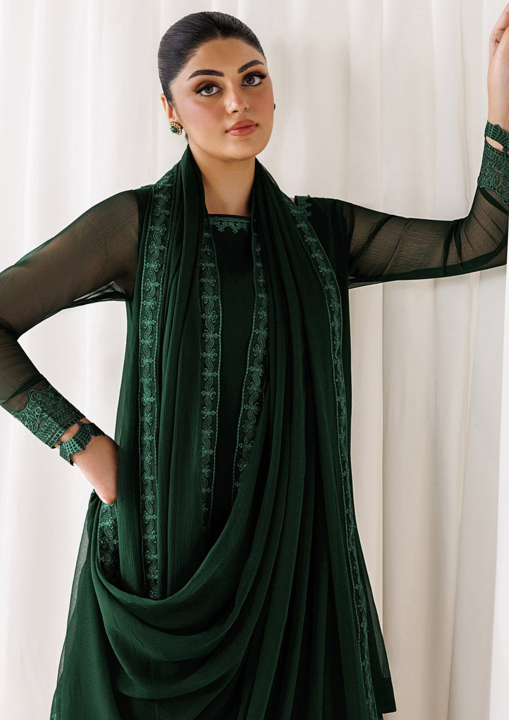 CRS12 Emerald Green Embroidered 3-Piece Formal Suit